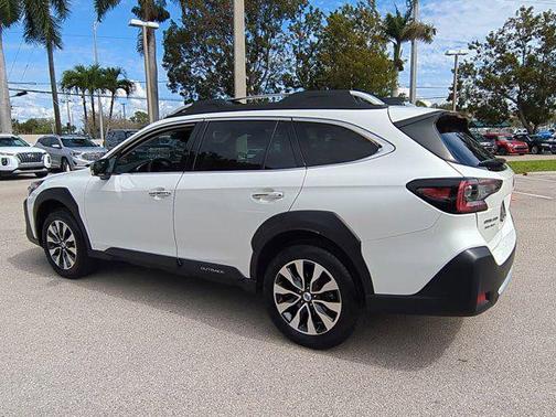 2023 Subaru Outback Touring