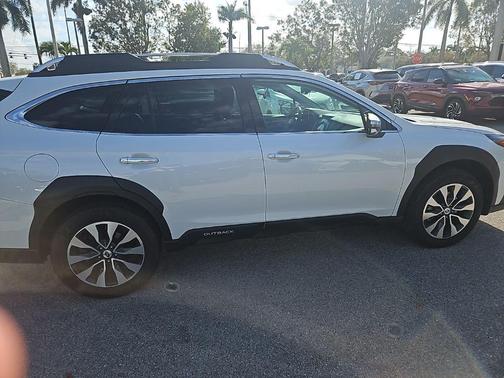 2023 Subaru Outback Touring