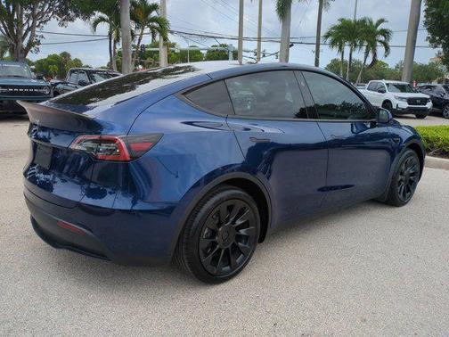 Deep Blue Metallic 2025 Tesla Model Y Long Range Dual Motor Rear-Wheel Drive