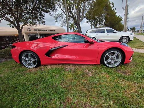 2023 Chevrolet Corvette Stingray w/1LT