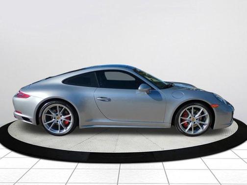 2019 Porsche 911 Carrera 4S