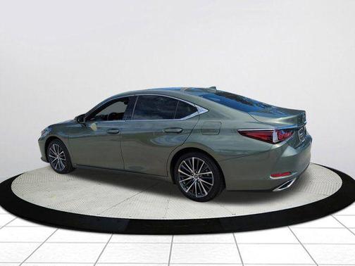 2023 Lexus ES 350 Base