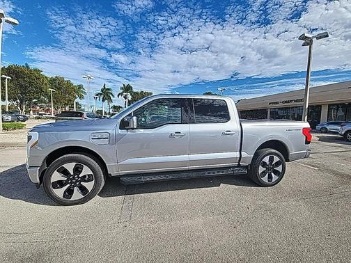 2023 Ford F-150 Lightning Platinum
