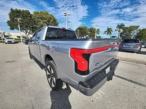 2023 Ford F-150 Lightning Platinum