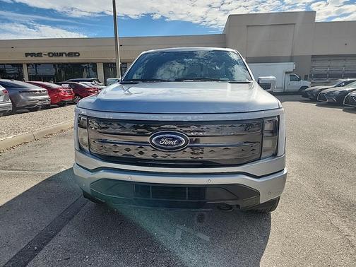 2023 Ford F-150 Lightning Platinum