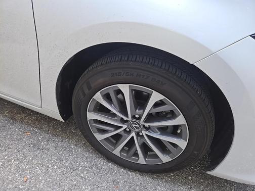 2022 Lexus ES 300h 300H