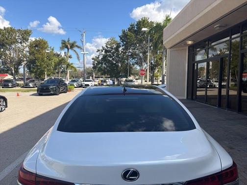 2019 Lexus LS 500 Base