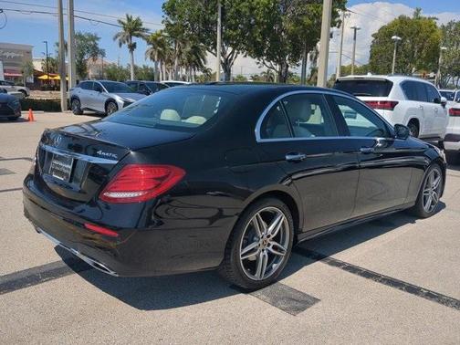 2019 Mercedes-Benz E-Class E 300