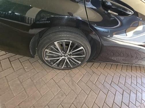 2022 Lexus ES 350 Base