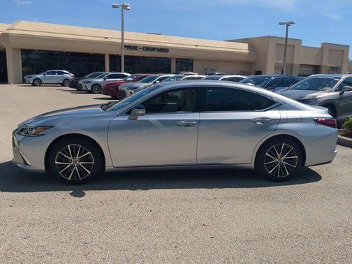 2025 Lexus ES 350 350
