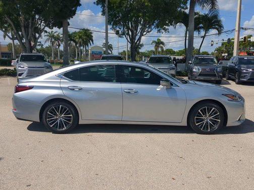 2025 Lexus ES 350 350