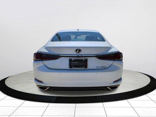 Eminent White Pearl 2024 Lexus ES 350 Base