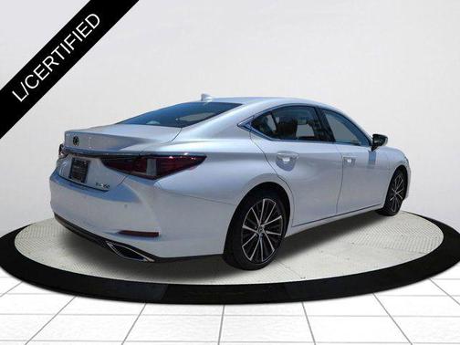 Eminent White Pearl 2024 Lexus ES 350 Base