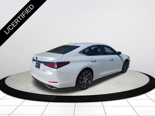 2023 Lexus ES 350 Base