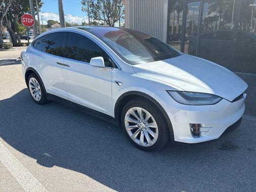2020 Tesla Model X Long Range Dual Motor All-Wheel Drive