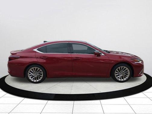 2022 Lexus ES 350 Ultra Luxury