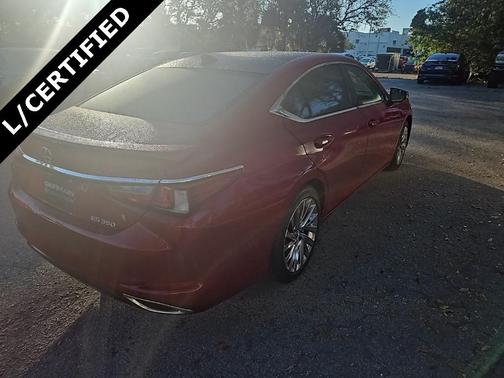 2022 Lexus ES 350 Ultra Luxury