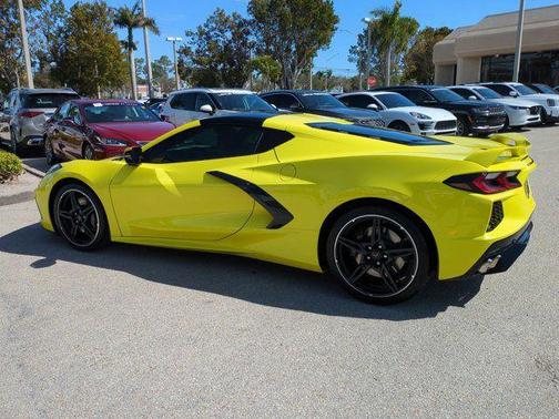 2020 Chevrolet Corvette Stingray w/2LT
