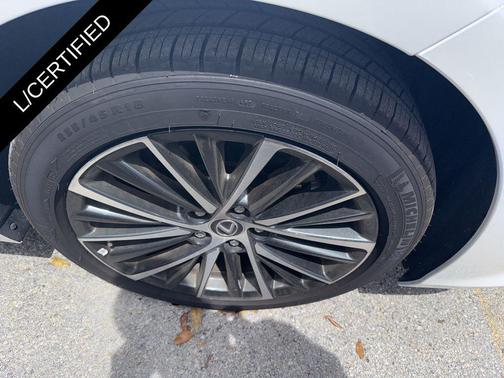 Eminent White Pearl 2025 Lexus ES 350 Base