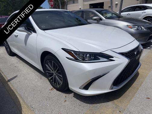 Eminent White Pearl 2025 Lexus ES 350 Base