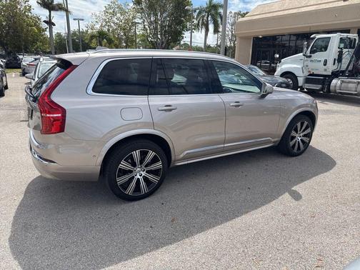 Bright Dusk Metallic 2025 Volvo XC90 B5 Plus
