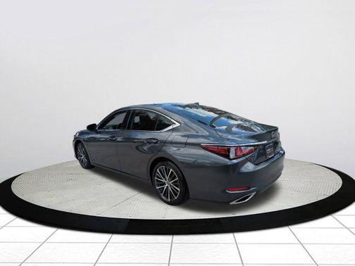 Cloudburst Gray 2025 Lexus ES 350 Base
