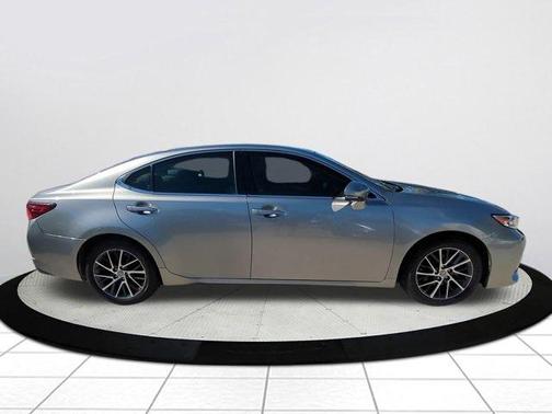 2017 Lexus ES 350 Base