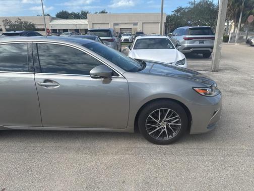 2017 Lexus ES 350 Base