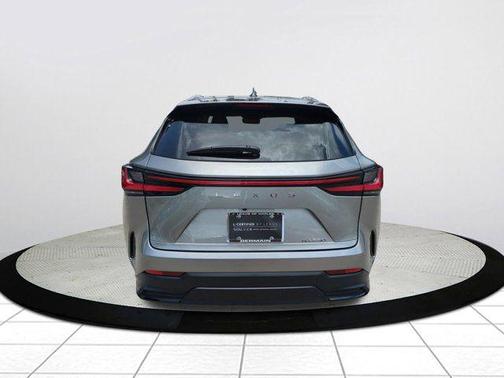 Atomic Silver 2024 Lexus NX 250 Base