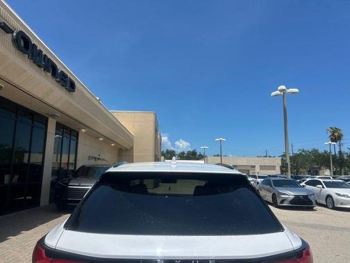 Ultra White 2024 Lexus RX 350 F SPORT Handling