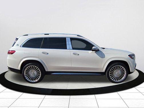 2022 Mercedes-Benz Maybach GLS 600 4MATIC