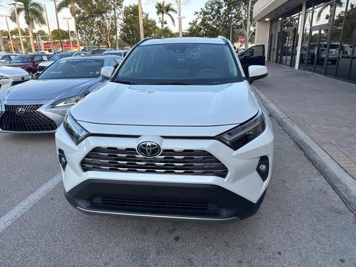 2025 Toyota RAV4 Limited