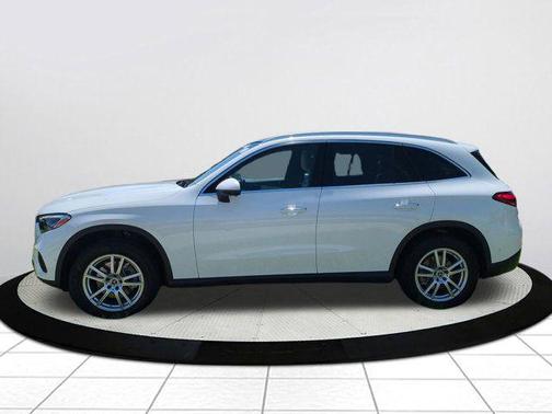 Polar White 2023 Mercedes-Benz GLC 300 4MATIC