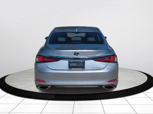 2023 Lexus ES 350 Base