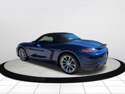 2021 Porsche 718 Boxster T