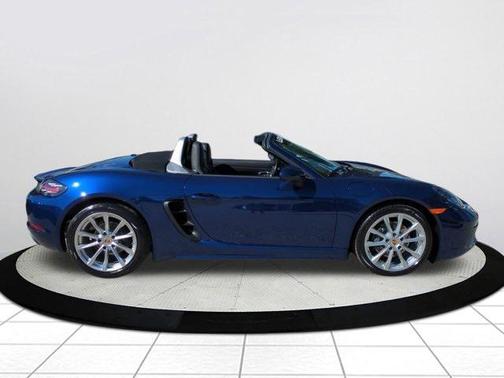 2021 Porsche 718 Boxster T