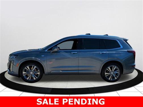 2022 Cadillac XT6 Premium Luxury FWD