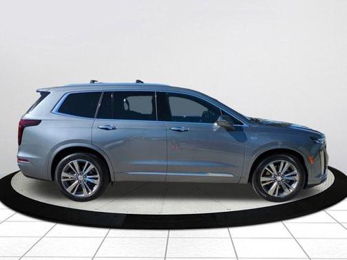 2022 Cadillac XT6 Premium Luxury FWD