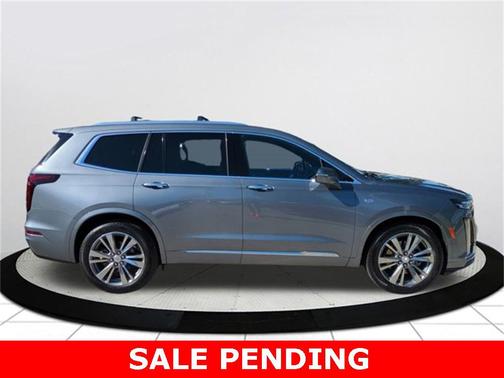 2022 Cadillac XT6 Premium Luxury FWD