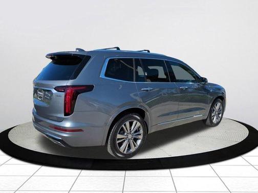 2022 Cadillac XT6 Premium Luxury FWD