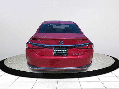 2019 Lexus ES 300h Ultra Luxury