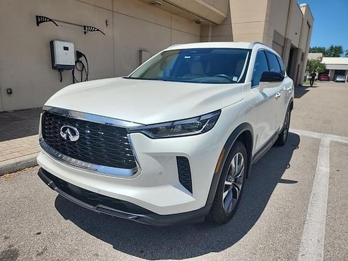 2023 INFINITI QX60 Luxe