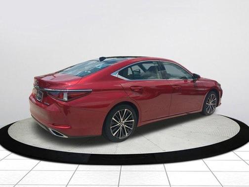2022 Lexus ES 350 Base