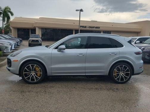 2019 Porsche Cayenne Turbo