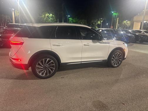 2023 Lincoln Corsair Reserve