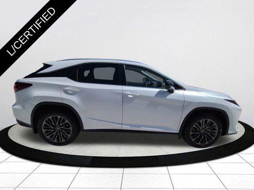 Eminent White Pearl 2022 Lexus RX 350 Base
