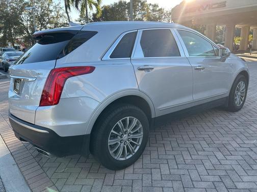 2017 Cadillac XT5 Luxury