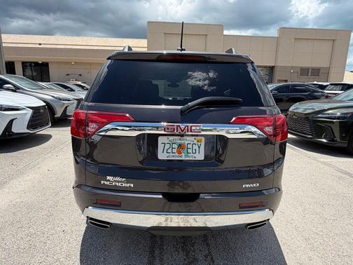 Iridium Metallic 2018 GMC Acadia Denali