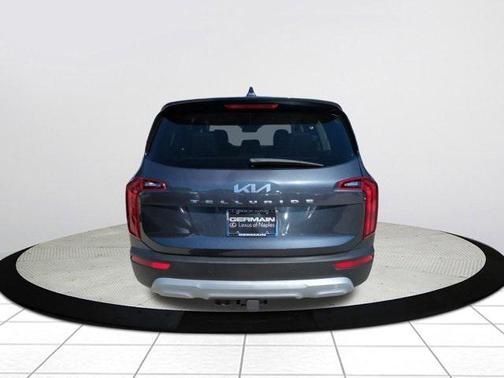 2022 Kia Telluride LX