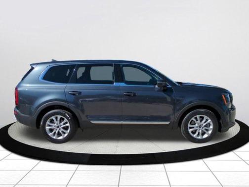 2022 Kia Telluride LX